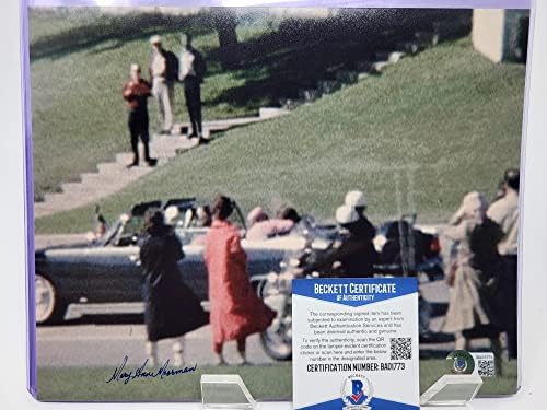 Мери Ан Moorman с автограф на Снимка с размер 8х10 см Свидетел на Убийството на Кенеди Известното видео на Бекет